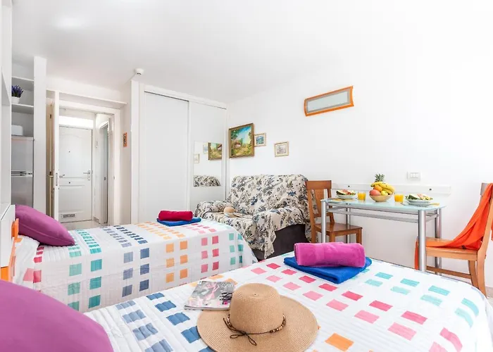 Apartament 421 Olympia Building Remodelling *